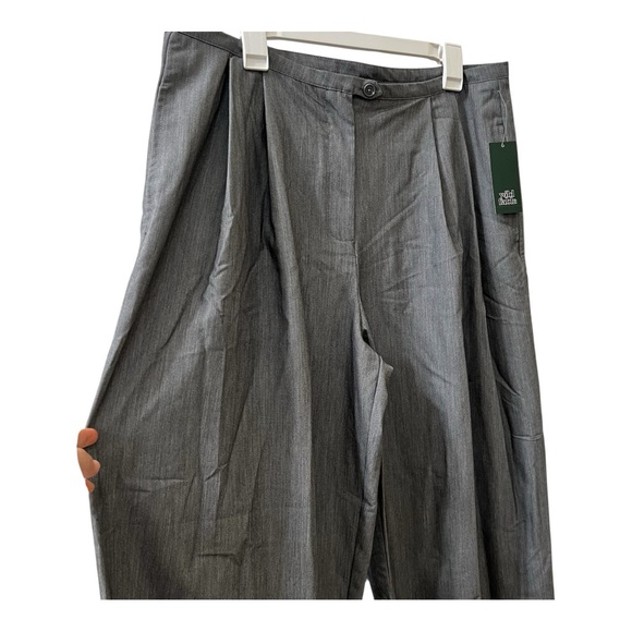 NWT Wild Fable Women's Gray Wide-Leg Pleated Pants Size L - Picture 3 of 7